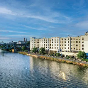 Hampton & Newark-harrison-riverwalk Hotel Newark