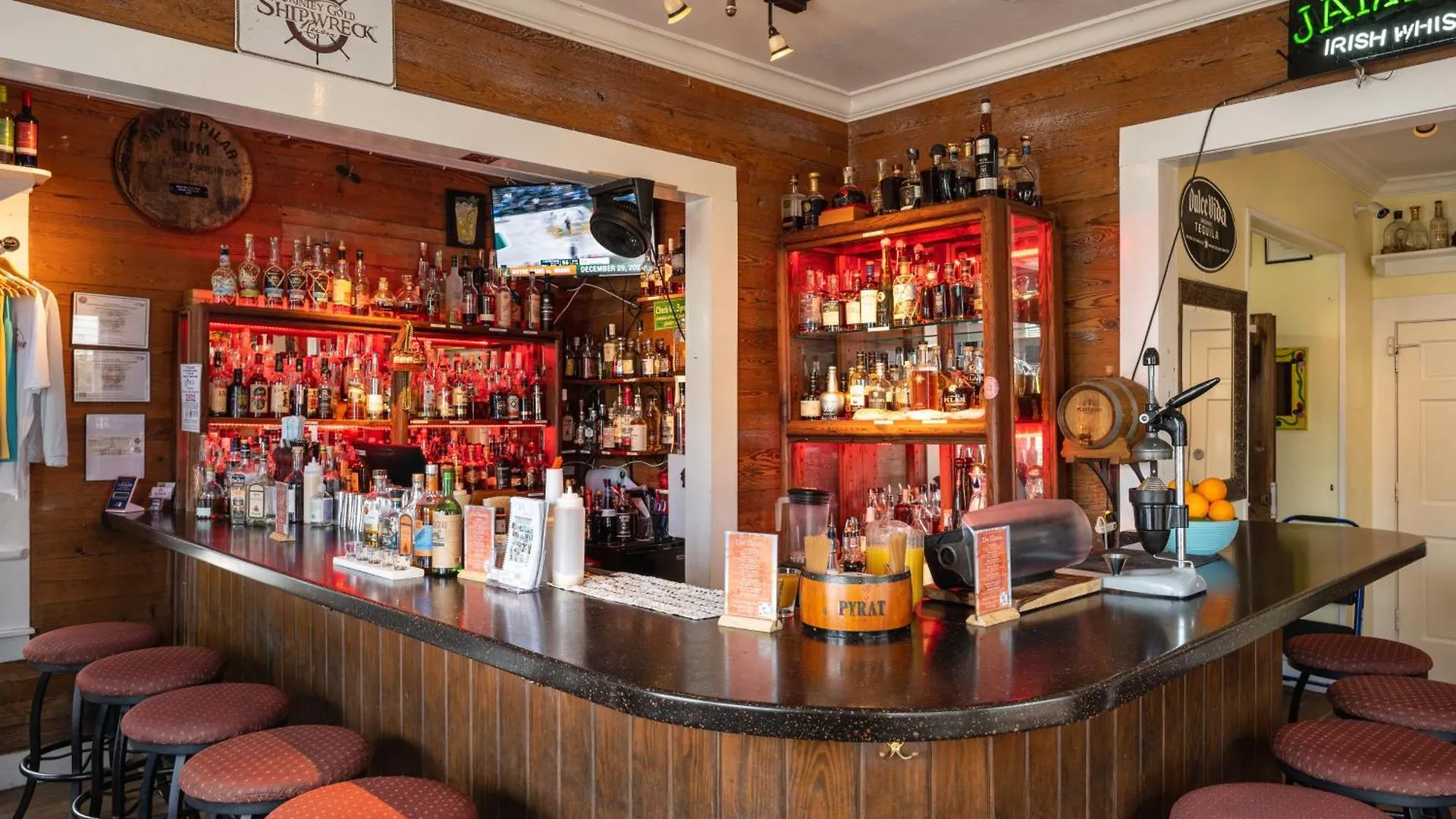 Bed & Breakfast The Speakeasy Inn And Rum Bar Key West USA